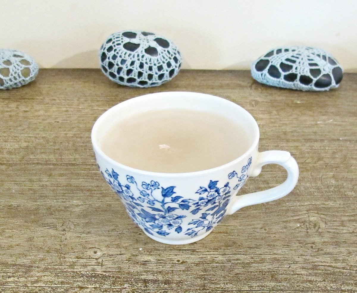 dspdavey's tweet image. Weekends are for candles, relaxing baths and your favourite snacks.
Shop our candle range: domumvindemia.etsy.com/listing/115385…

#containercandles #scentedcandles #hyggehome #vanillacandles #willowware
facebook.com/DomumVindemia