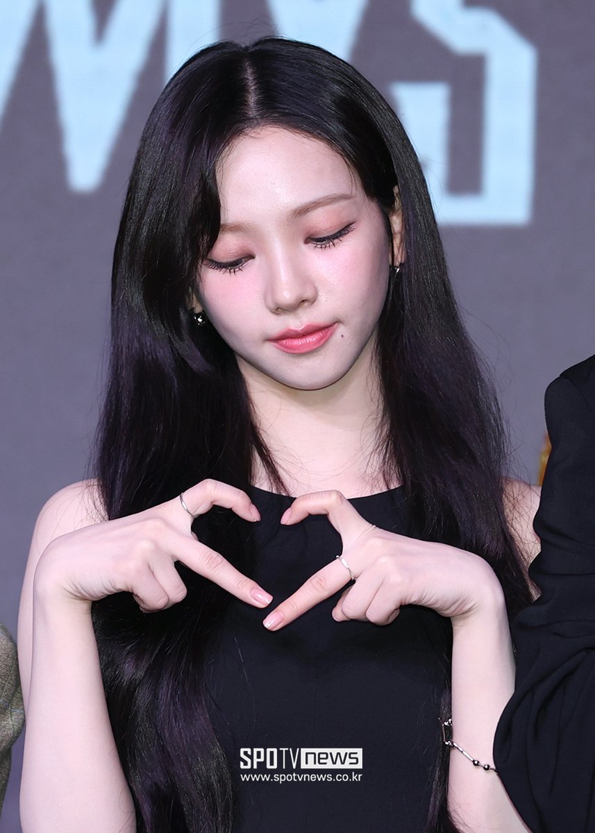 KPOP FAVE tweet media