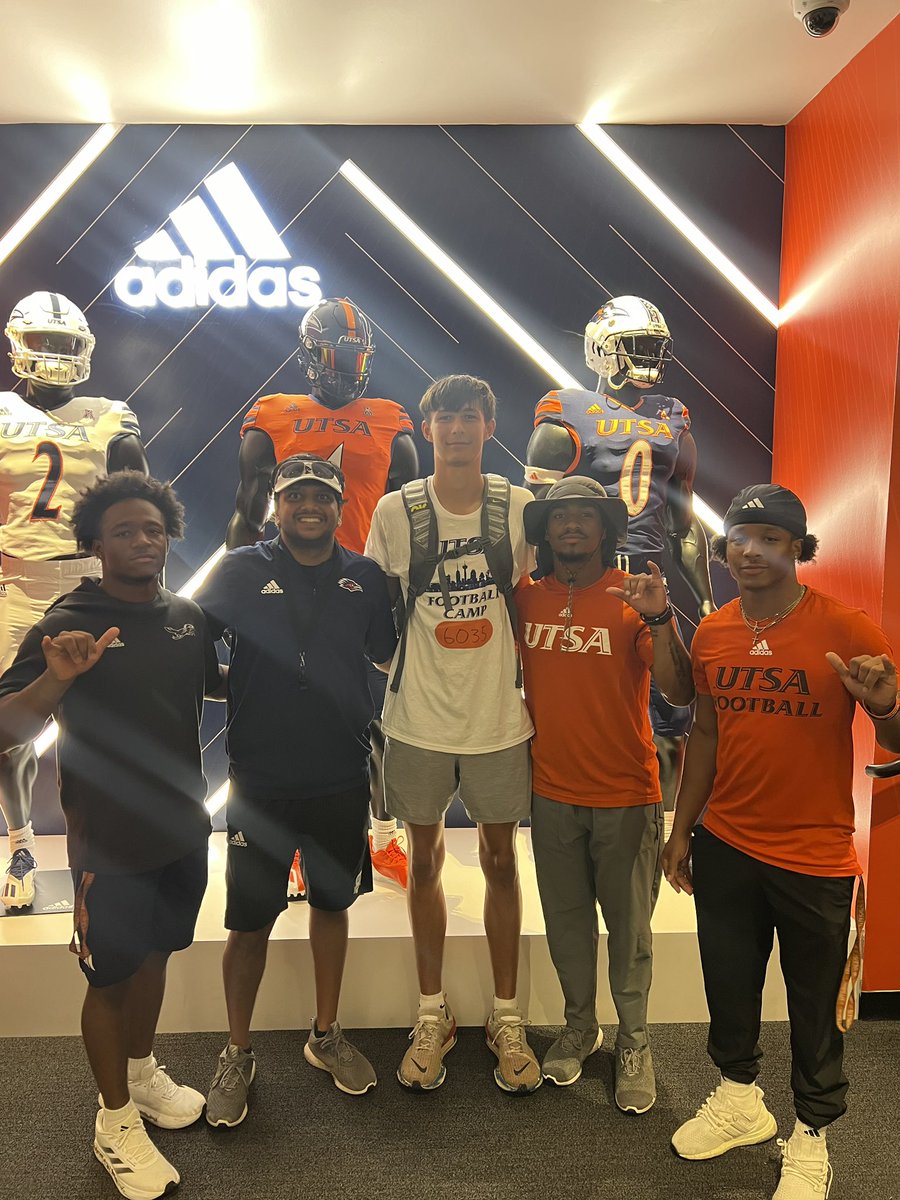 Corey Dailey (@dailey4corey) on Twitter photo After a great camp and conversation with <a href="/Coach_DrP/">Pavit Patel</a> and <a href="/CoachBurkeJ/">Coach Justin Burke</a> i am blessed to receive and offer from UTSA!!
<a href="/CoachCamUTSA/">Cam Reffells</a> <a href="/CoachJP3/">Joe Price III</a> <a href="/CoachTraylor/">Jeff Traylor</a> <a href="/JScruggs247/">Jordan Scruggs</a> <a href="/Shaun_Rut/">Shaun Rutherford MEd๐</a> <a href="/BDammone/">Along The Wire</a> <a href="/GPowersScout/">Greg Powers ๐๏ธ</a> <a href="/satxhsfb/">SATXHSFB</a> <a href="/TFloss32/">Todd Glawson</a> <a href="/PrepRedzoneTX/">Prep Redzone Texas</a> After a great camp and conversation with <a href="/Coach_DrP/">Pavit Patel</a> and <a href="/CoachBurkeJ/">Coach Justin Burke</a> i am blessed to receive and offer from UTSA!!
<a href="/CoachCamUTSA/">Cam Reffells</a> <a href="/CoachJP3/">Joe Price III</a> <a href="/CoachTraylor/">Jeff Traylor</a> <a href="/JScruggs247/">Jordan Scruggs</a> <a href="/Shaun_Rut/">Shaun Rutherford MEd๐</a> <a href="/BDammone/">Along The Wire</a> <a href="/GPowersScout/">Greg Powers ๐๏ธ</a> <a href="/satxhsfb/">SATXHSFB</a> <a href="/TFloss32/">Todd Glawson</a> <a href="/PrepRedzoneTX/">Prep Redzone Texas</a>