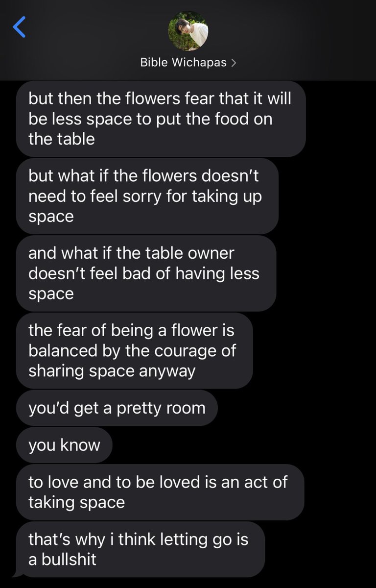 morenefarious's tweet image. 621. he’s the therapist you don’t know you’d need