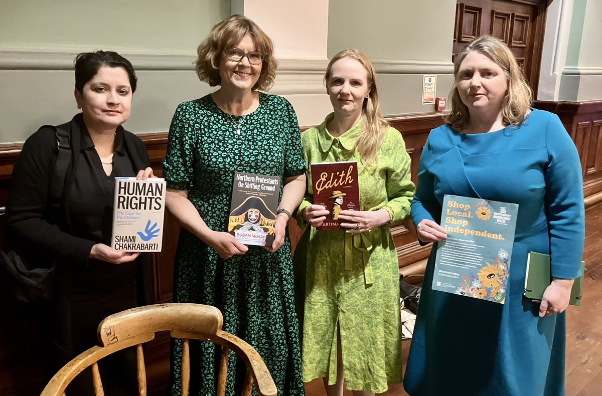 LittleAcornsBks's tweet photo. Honoured with these phenomenal women's support #ShamiChakrabarti @SusanMcKay15 @DevlinMartina &amp; @caoilfhionnanna for at @YesDerry2024 for #IndieBookshopWeek &amp; signing the @LittleAcornsBks #LegenDerryWritersChair #SupportLocal #ChooseBookshops @booksaremybag 📚@CaseForDefence 2/6 https://t.co/eLqMCxdOmM