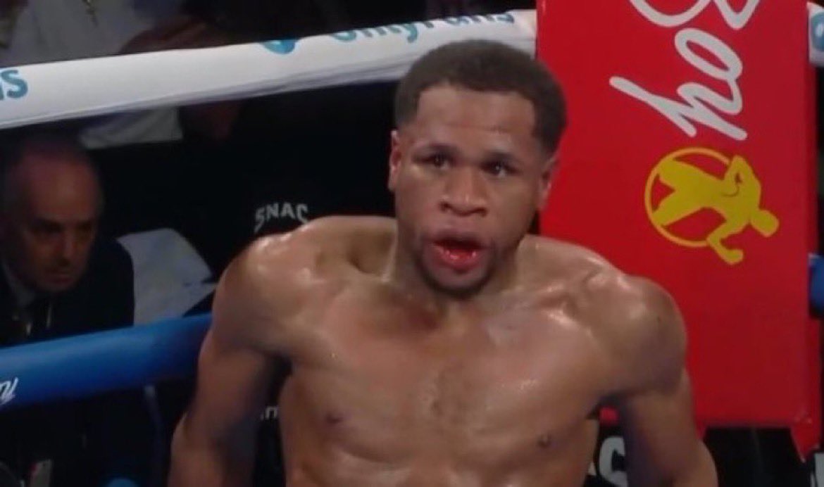 RayJack97010720's tweet photo. Devin Haney is a UNDEFEATED fighter again... https://t.co/wpjjH1vieh