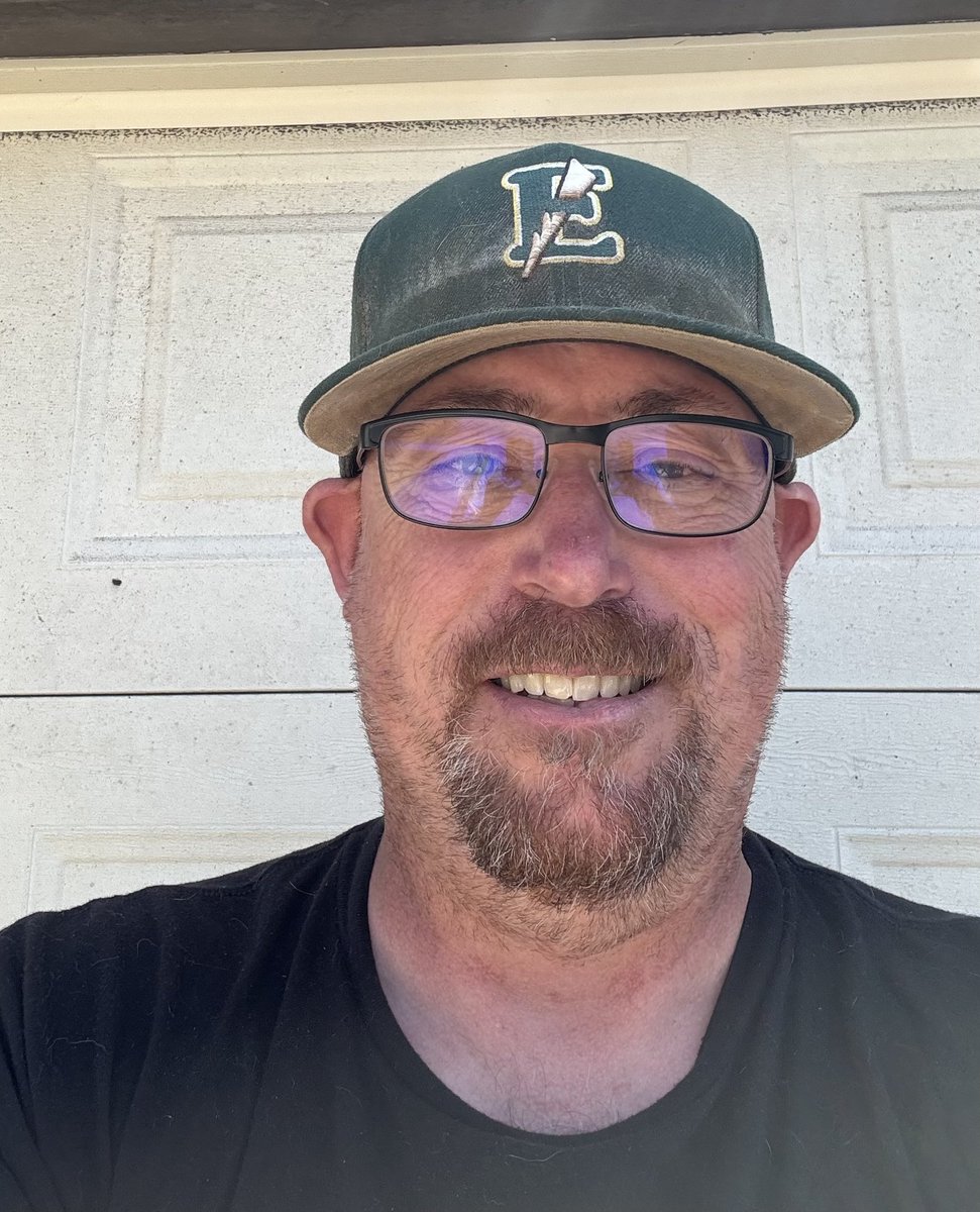 richboyce4's tweet photo. Edison is pleased to announce the hiring of Jeremy Barnes as new Softball coach. Jeremy is on his second tour of duty with the Chargers!  Charger Nation please welcome back Jeremy Barnes. ⁦@ocvarsity⁩ ⁦@latsondheimer⁩ ⁦@EdisonSportsNet⁩ ⁦@HBUHSD⁩ https://t.co/BxUoyMk6hb