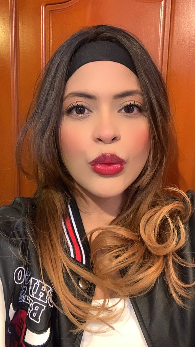 lareinaloren's tweet image. Mood Chicago bulls ! 🐂🐂🧨🧨 #LCDLFilosos2 #mJ23