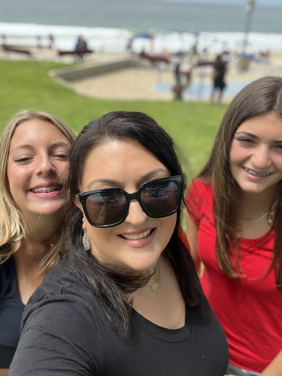 WeirClass's tweet image. Loving the Sunshine!!