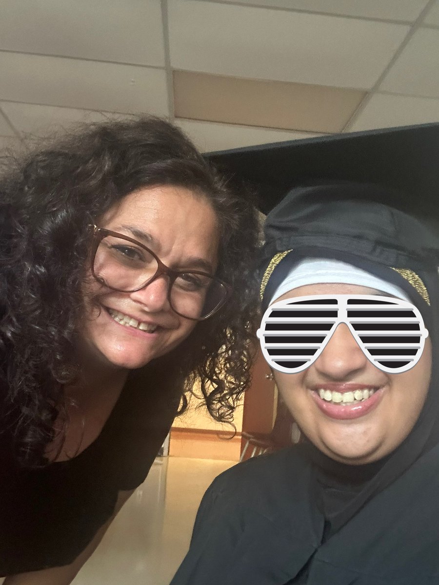 Silvana, (she/her) Downsview SS CYC (@silvana_cyc) on Twitter photo Today, <a href="/tdsb_DSS/">Downsview Secondary</a> celebrated our students in specialized programs. Seeing our students appreciate & celebrate the graduates is always heartwarming. Special shout out to Wendy for cooking some of the meal! It was delicious! Congratulations to all! <a href="/ChezDominique/">S. Elwin</a> <a href="/Jandu_Navjot/">Navjot Jandu (she/her)</a> Today, <a href="/tdsb_DSS/">Downsview Secondary</a> celebrated our students in specialized programs. Seeing our students appreciate & celebrate the graduates is always heartwarming. Special shout out to Wendy for cooking some of the meal! It was delicious! Congratulations to all! <a href="/ChezDominique/">S. Elwin</a> <a href="/Jandu_Navjot/">Navjot Jandu (she/her)</a>