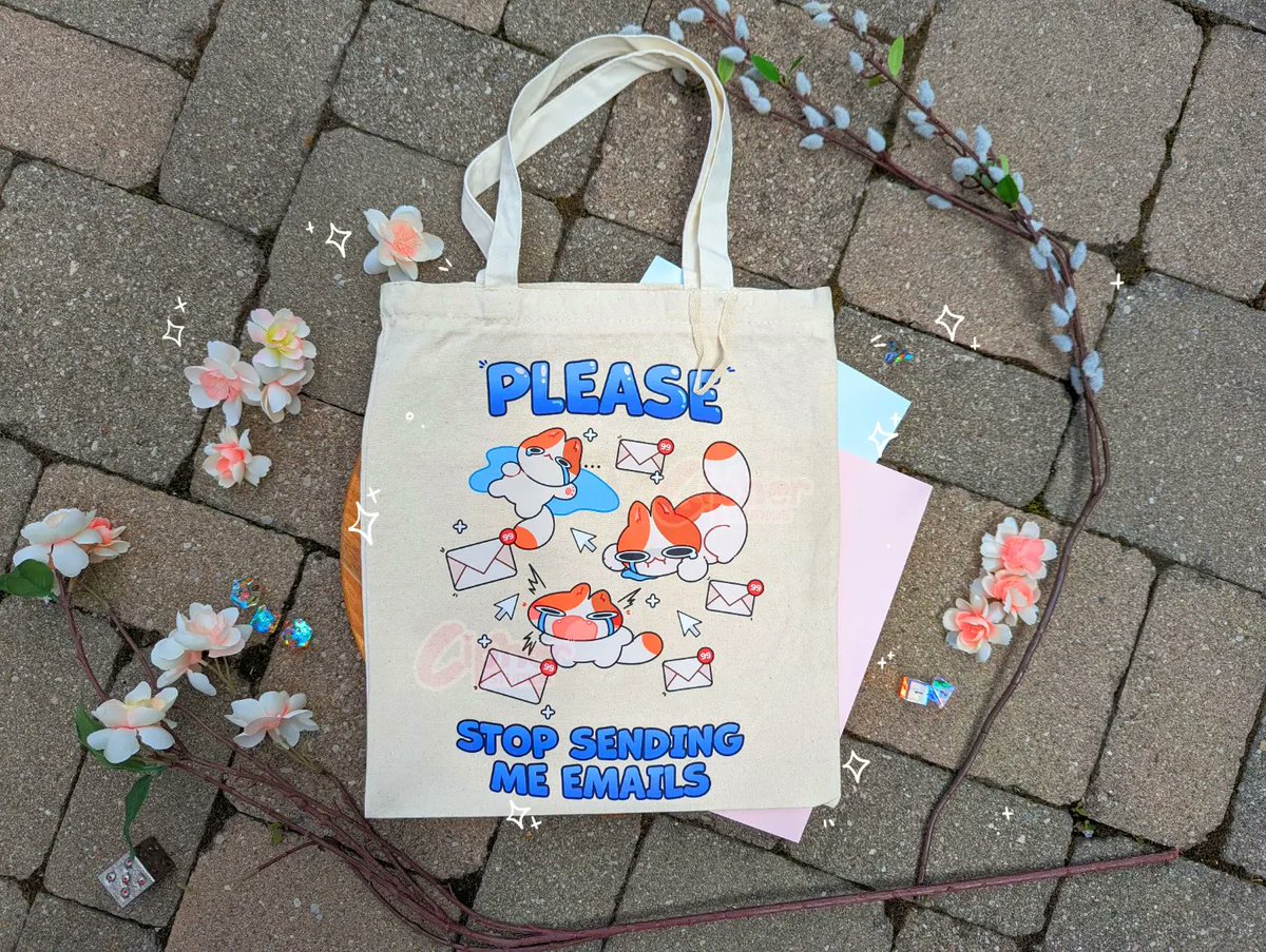 robinyoten's tweet photo. CHECK OUT THESE TOTE BAGS I MADE https://t.co/qhmtzZRDbm