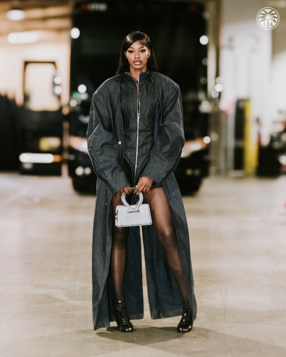 Trench work. 💅 

<a href="/iamthathooper/">RJ👑</a> x <a href="/UrbanDecay/">Urban Decay</a>