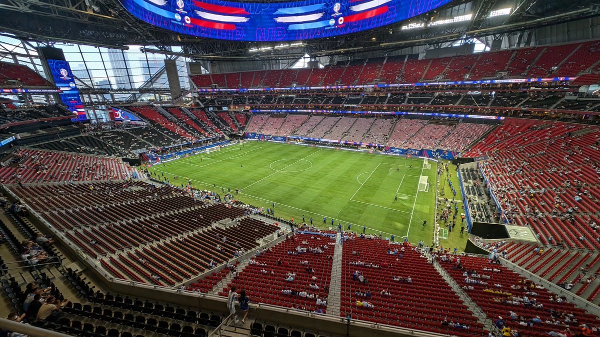 John Strong (@johnstrong) on Twitter photo Such a beautiful building, been a long time since I've been here! Excited to be back and to be starting Copa America; Argentina takes on Canada in the opener, coverage begins 7p ET/4p PT on FS1 Such a beautiful building, been a long time since I've been here! Excited to be back and to be starting Copa America; Argentina takes on Canada in the opener, coverage begins 7p ET/4p PT on FS1