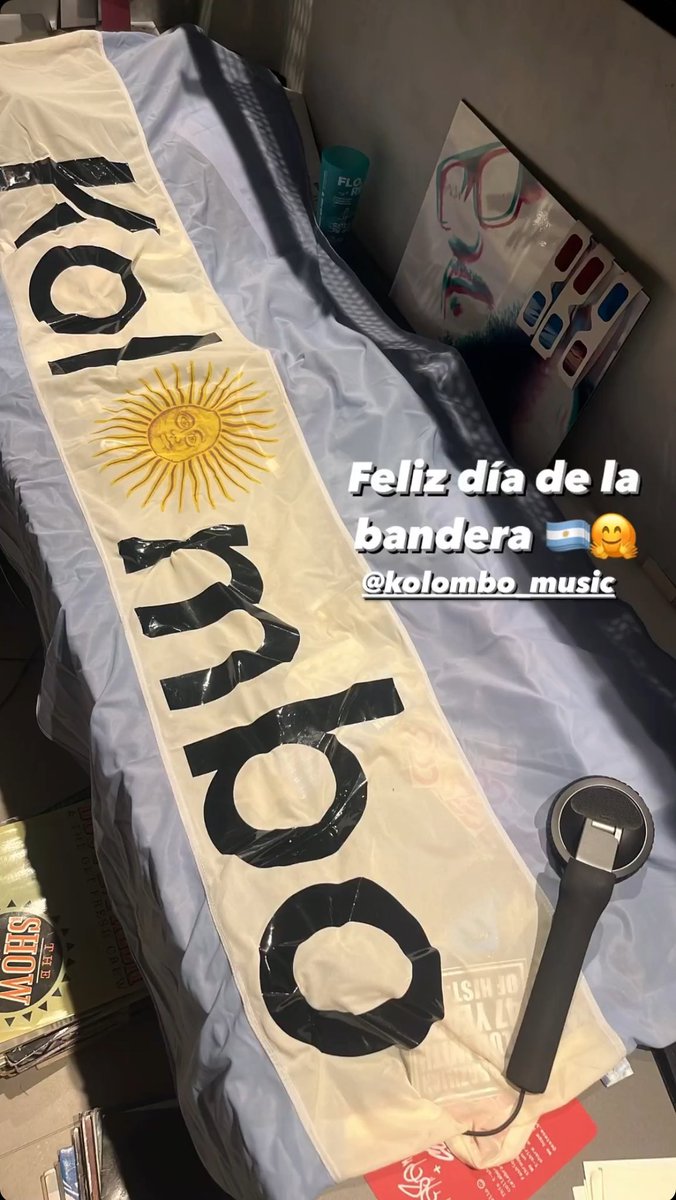 Feliz día de la bandera 🥰🇦🇷🌈🎶🙌🏼 <a href="/kolomboloulou/">kolombo</a>