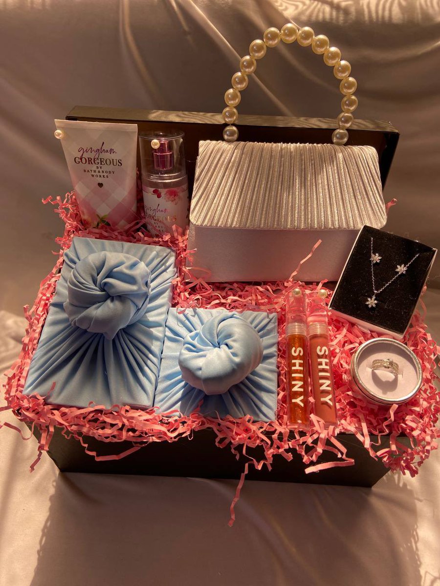 ممكن تركزو معاي لي جمال التفاصيل والبساطة 💕😍