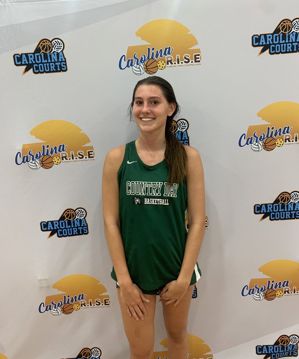 RISEReport's tweet photo. Final: 

Marvin Ridge: 46
Kate Schindler 17

Country Day: 40 
Olive Brigham 12
Evelyn Turner 8

@Assist_U_ @BallHerHoopsCLT 

#RISEReport #RISESummerShowcase https://t.co/gVRMsufgvD