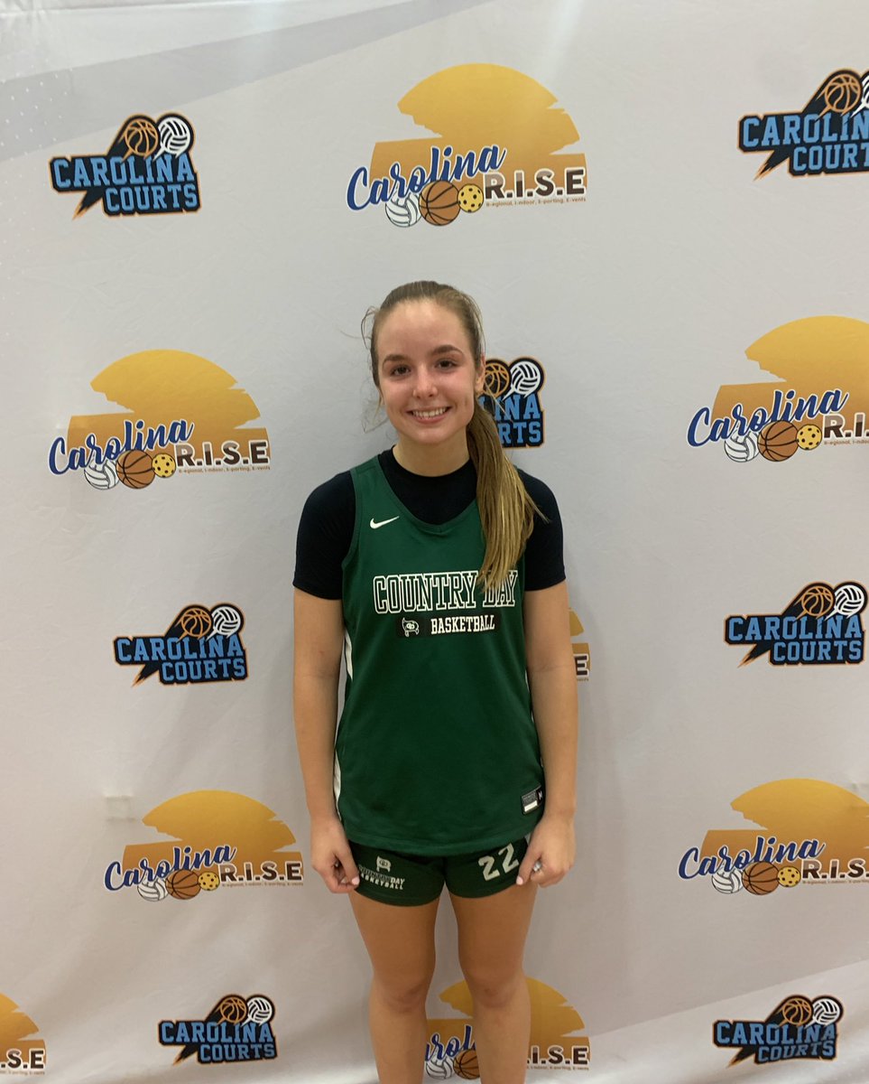 RISEReport's tweet photo. Final: 

Marvin Ridge: 46
Kate Schindler 17

Country Day: 40 
Olive Brigham 12
Evelyn Turner 8

@Assist_U_ @BallHerHoopsCLT 

#RISEReport #RISESummerShowcase https://t.co/gVRMsufgvD