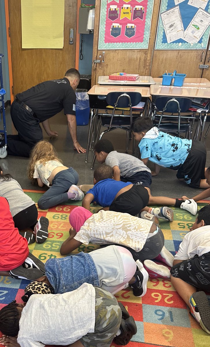 Our Touch-A-Truck event 🚓 🚒 and fire safety presentation 👨‍🚒 were so educational and so much fun! #YouHaveAFriendAtPS10 <a href="/jenn_funes/">Jenn Gonzalez Funes</a> @teacherromero72 <a href="/DrMarionWilson/">Dr. Marion Wilson</a> <a href="/CChavezD31/">Christine Chavez</a> <a href="/CSD31SI/">CSD31StatenIsland</a> <a href="/teachalattelove/">Briana Manza Trombetta</a>