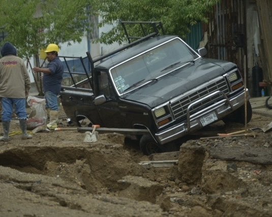 agencia_24mm's tweet image. En algunas zonas las #lluvias alcanzaron hasta 100 milímetros, #afectando varias colonias.

2/2🧵

📸 Carlos Nava/Agencia 24mm