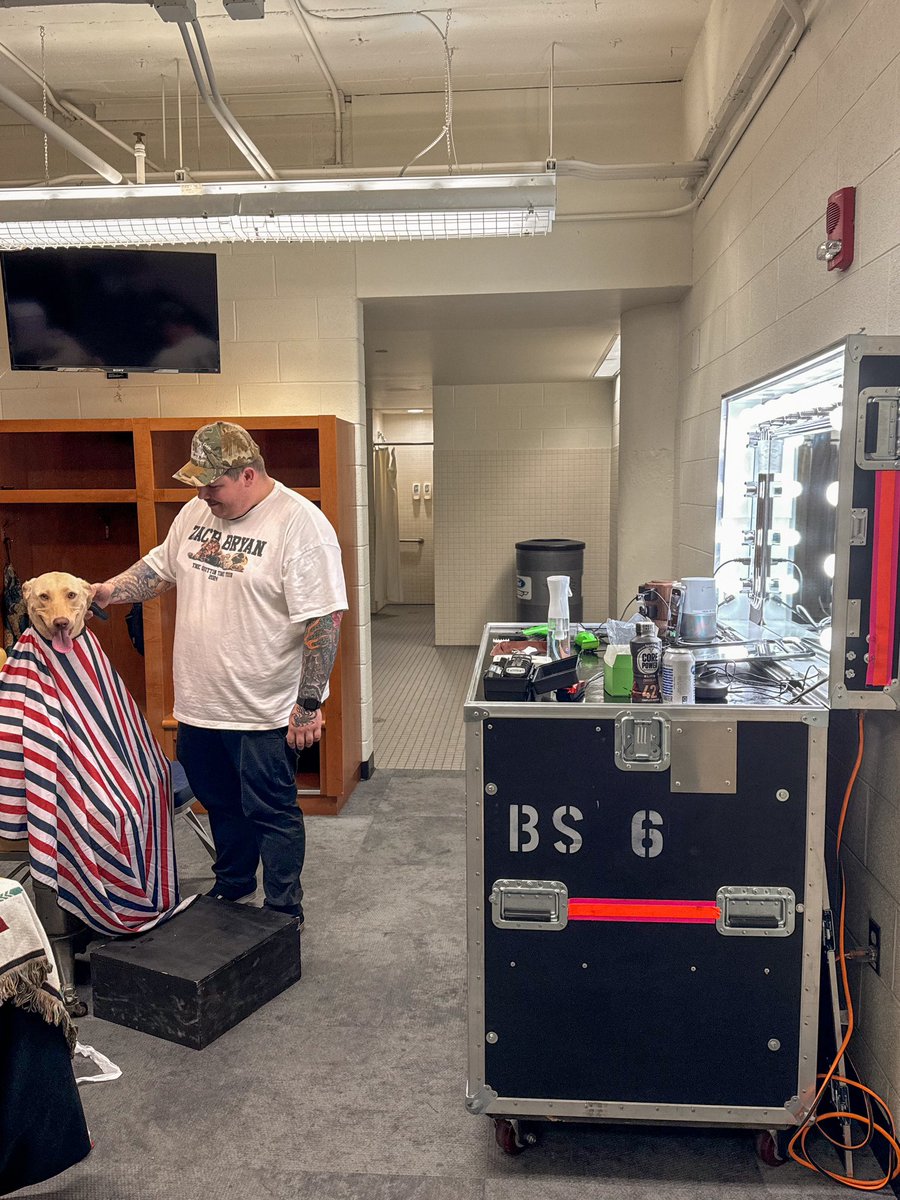 Trim before the show