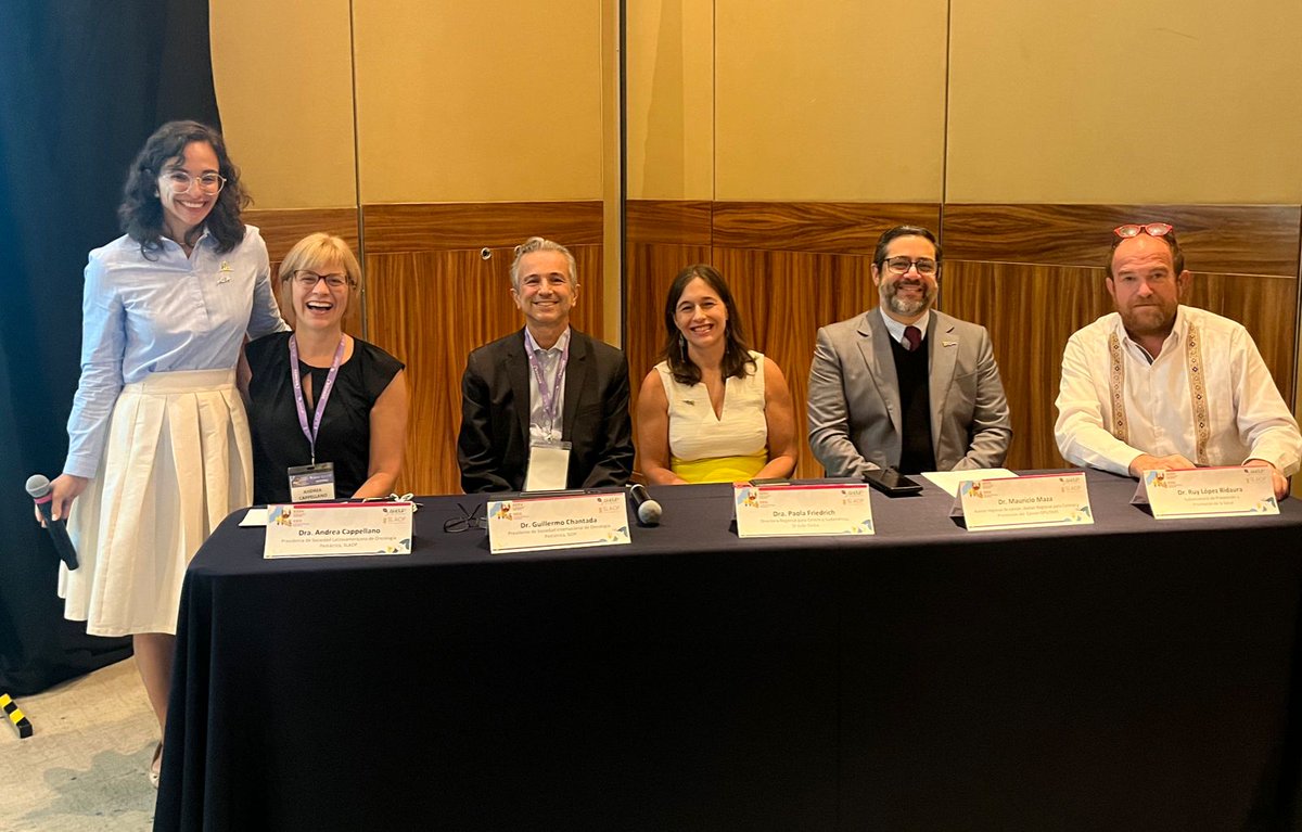 OPSOMSMexico's tweet image. Para avanzar en la lucha contra el cáncer infantil y establecer políticas conjuntas que permitan mejorar el diagnóstico y tratamiento de esta enfermedad, se realizó en Guadalajara la Reunión regional de la iniciativa mundial de cáncer infantil en América Latina y Caribe
#CureAll