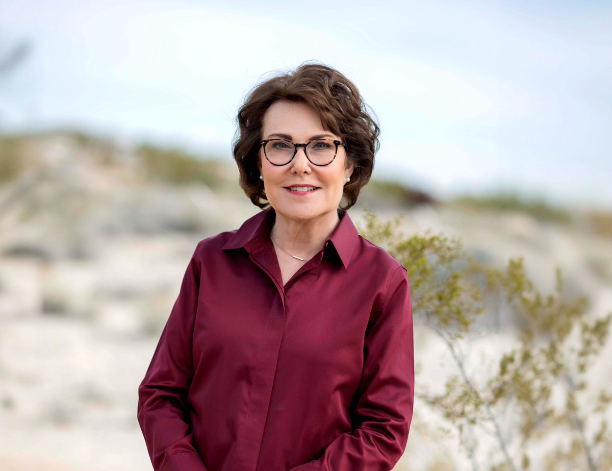 Hi, I’m Jacky, and I’m fighting for hardworking Nevada families.