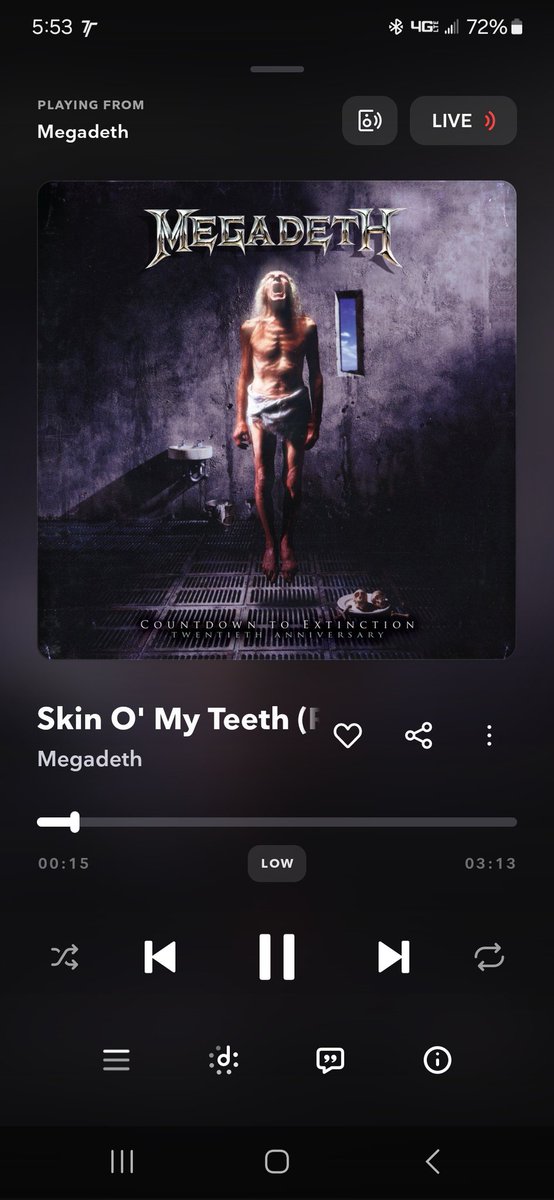 DozzzzzEric's tweet photo. Showing those teeth doing goblet squats! Get your shit done! Hopefully #boythunder comes in tomorrow and I'll get a pic. #noexcuses https://t.co/R0Quw5nlwL