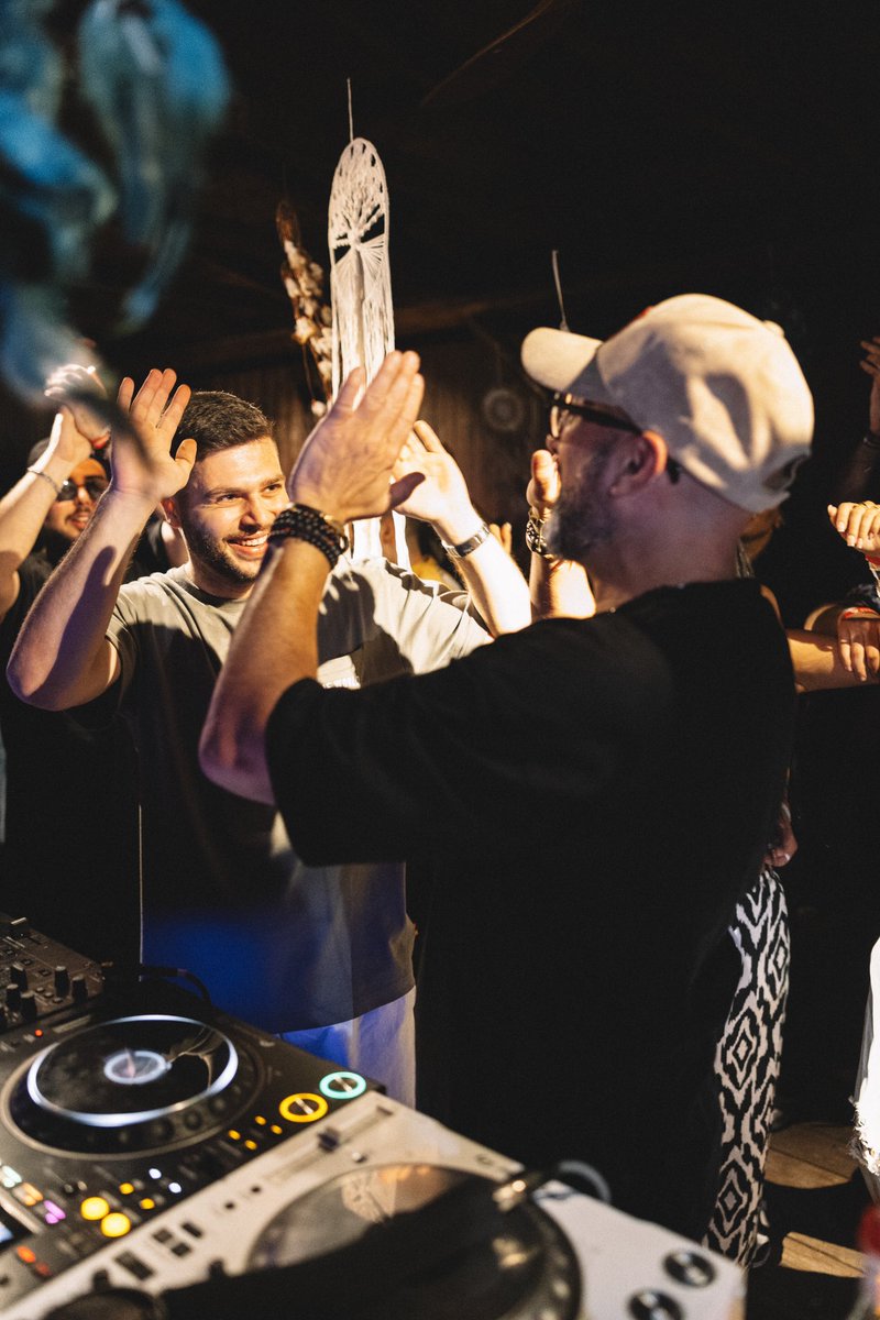 DJCHUS's tweet photo. #respect #localdjs https://t.co/NnuyudWHB5
