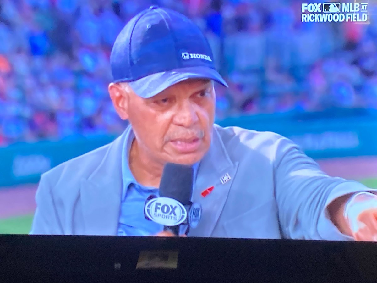 off_the_cuff's tweet photo. Thought I was having a bad day, doesn’t compare to #reggiejackson stories of blatant racism &amp; marginalization, made me cry @MLBONFOX https://t.co/Ka9HXSzK5J