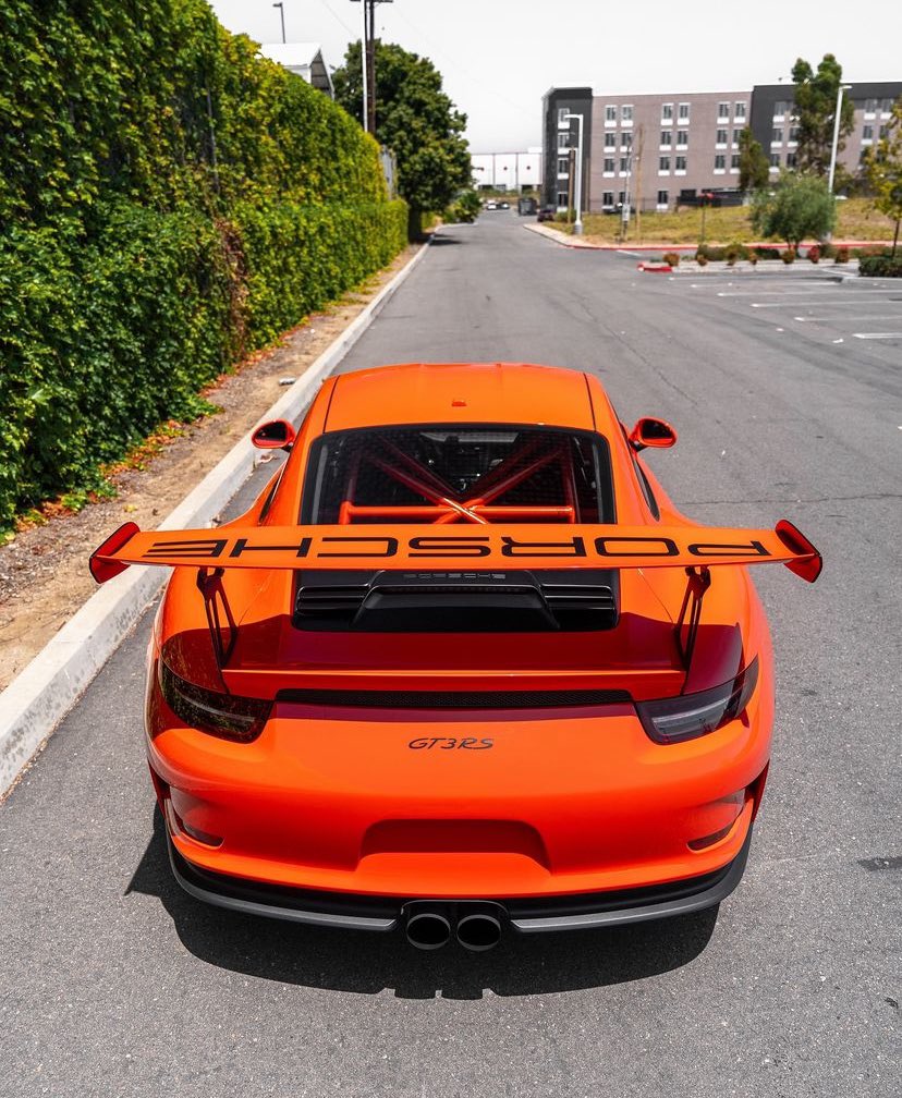 Jordan92338366's tweet photo. 991.1 GT3RS with Studio RSR Cage 🧡🔥 https://t.co/UZbLHODb0U