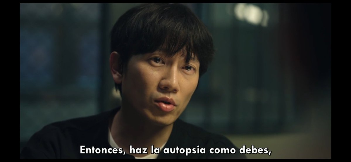 cami_dramas's tweet photo. Me encanta que es bien bravo y salvaje con sus palabras pero muy directo y lógico 🤭😂 joya sus diálogos
-Haz la autopsia y hagamos bien está investigación. Park Tae Jin está detrás del espejo
-Quieres salir como sospechoso?
-No me importa solo has bien tú trabajo
#ConnectionEp3 https://t.co/nZGwA01JcY