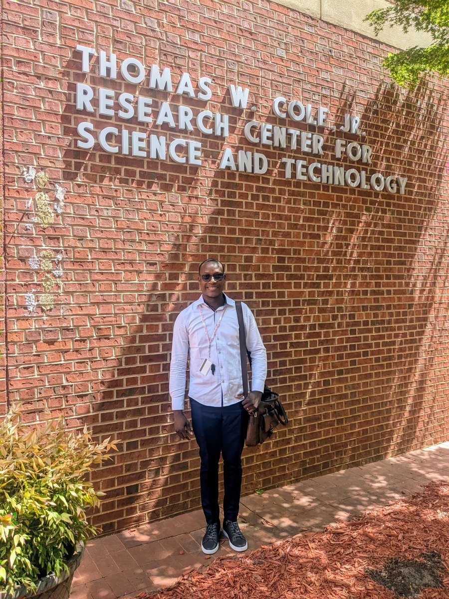 auguste27503544's tweet photo. Inspiring day at Clark Atlanta University with #YALI2024! 
Discussed safety, health, and diversity. Engaged with Horizons Atlanta scholars on global warming and cultural exchange. Proud to share Burkina Faso's culture.

#MandelaWashingtonFellowship #GlobalAwareness https://t.co/kSGjru7g6e