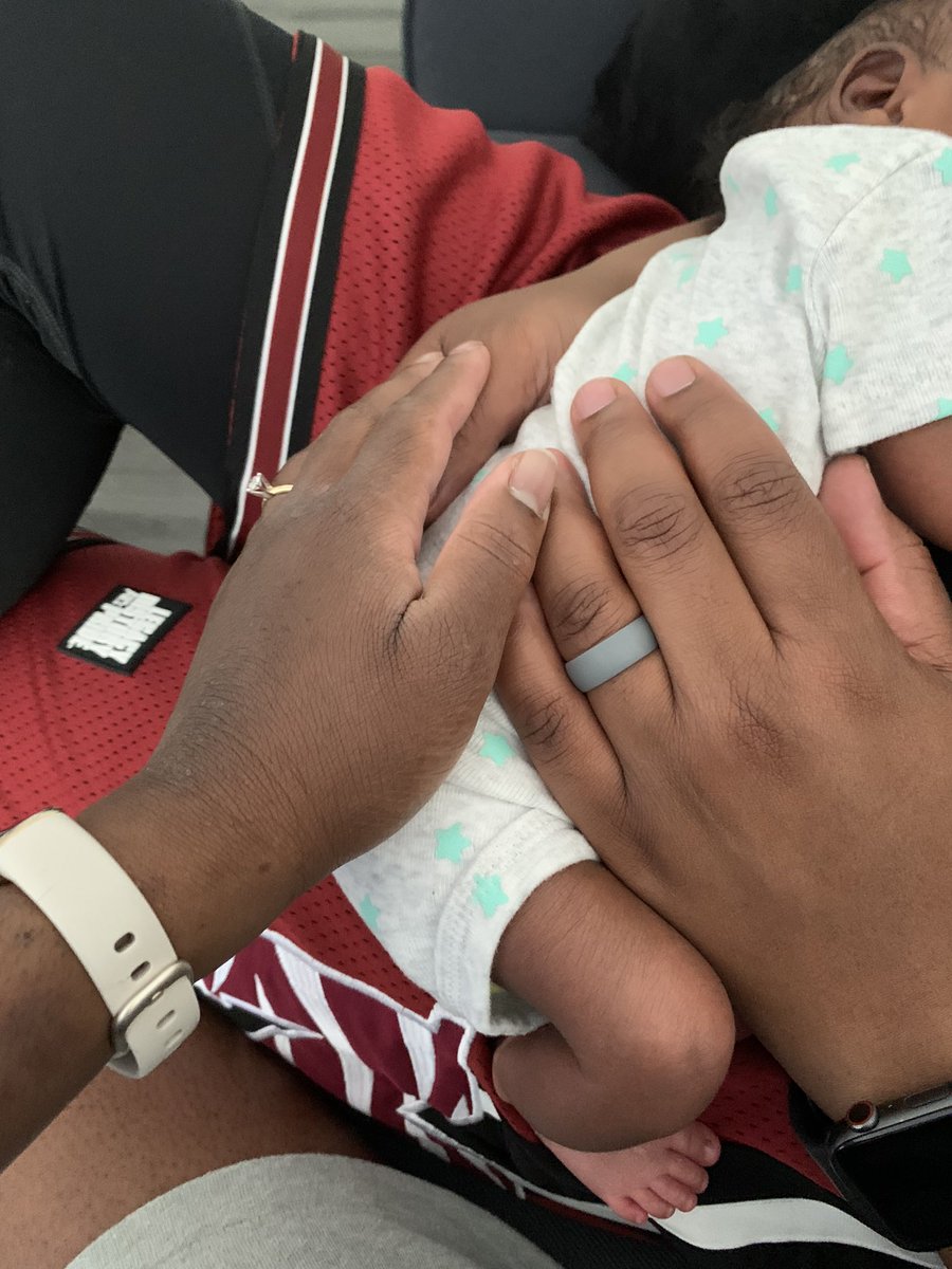 Delece Smith-Barrow tweet media