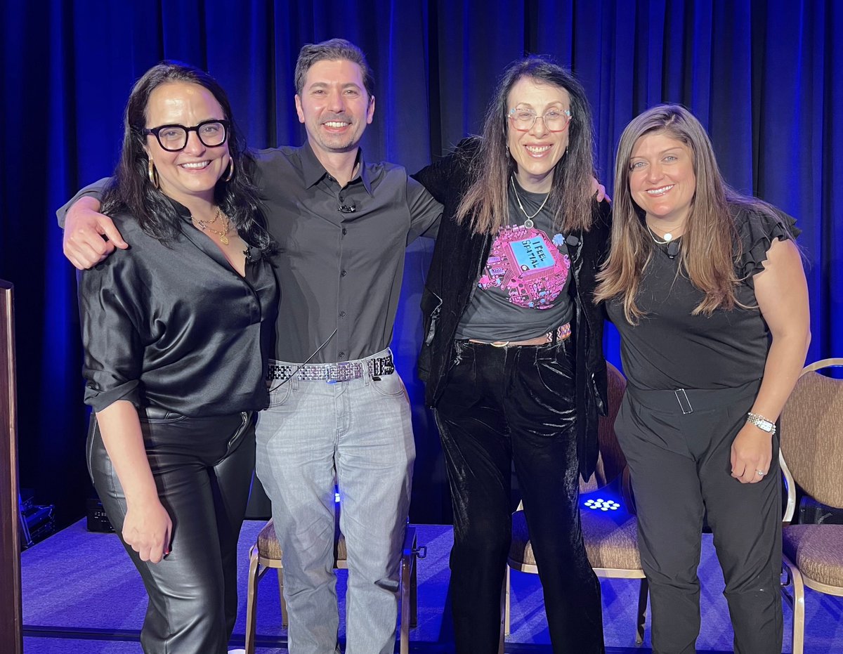 @LightFieldLab CEO Jon Karafin had fun sharing holographic real world concepts at <a href="/ARealityEvent/">AWE</a> 2024 with this lively panel yesterday!

Thank you 
Molly Lavik - Founder &amp; CEO, <a href="/MentorInSight/">Mentor InSight</a>
Natascha French - CMO, @MVPInteractive
Samantha Wolfe - Founder, <a href="/PitchFWD/">PitchFWD</a>

#holographic