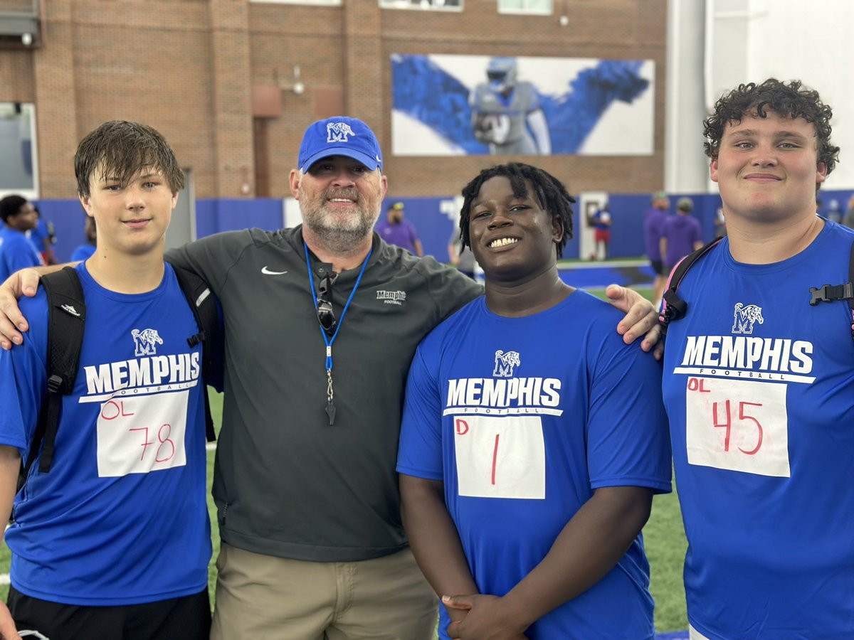 Alex Sansom (@alexsansom45) on Twitter photo Thank you coaches for a great camp <a href="/MemphisFB/">Memphis Football</a> I had a great time showcasing my skills and getting better <a href="/CSmithScout/">Chris Smith</a> <a href="/BraydenAustin75/">Brayden Austin</a> <a href="/HayesKutas/">Hayes kutas</a> Thank you coaches for a great camp <a href="/MemphisFB/">Memphis Football</a> I had a great time showcasing my skills and getting better <a href="/CSmithScout/">Chris Smith</a> <a href="/BraydenAustin75/">Brayden Austin</a> <a href="/HayesKutas/">Hayes kutas</a>