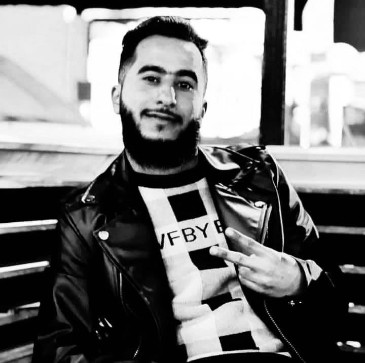 #طرابلس
وقعت مشاجرة في فرح ليلة أمس بين عائلتين من أبناء العمومة في منطقة مشروع الهضبة ، مما أدى إلى وفـ. ـاة الشاب "محمد المبروك"، أحد سكان المنطقة. كما يوجد عدد من الجـ. ـرحى، بعضهم في حالة خطيرة.