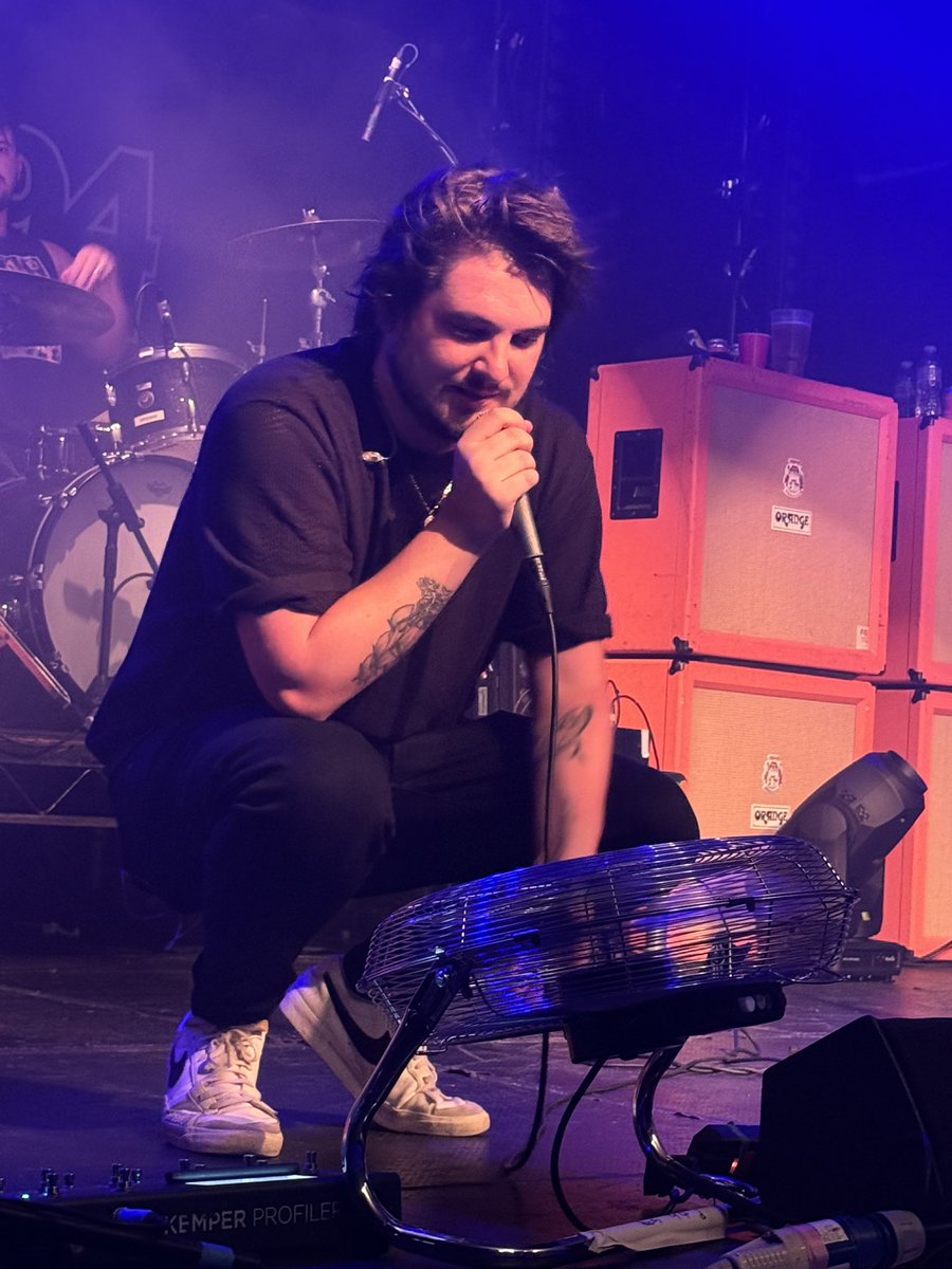 S̸t̵e̶f̸f̷ w̵a̶y̴ tweet media