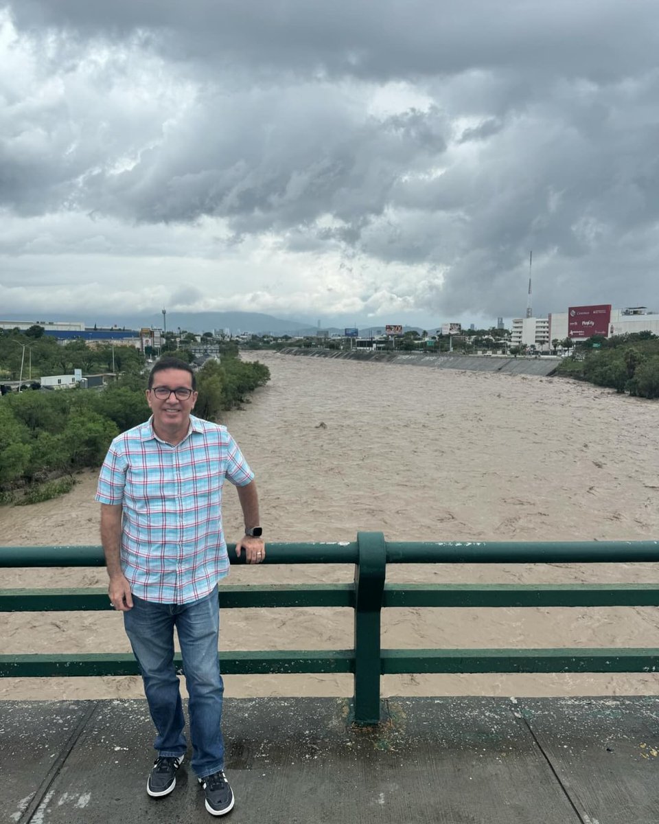 🔴 porfavor no salga a tomarse selfis , no sea imprudente , quedese en casa .... 🤦‍♂️🤦‍♂️🤦‍♂️