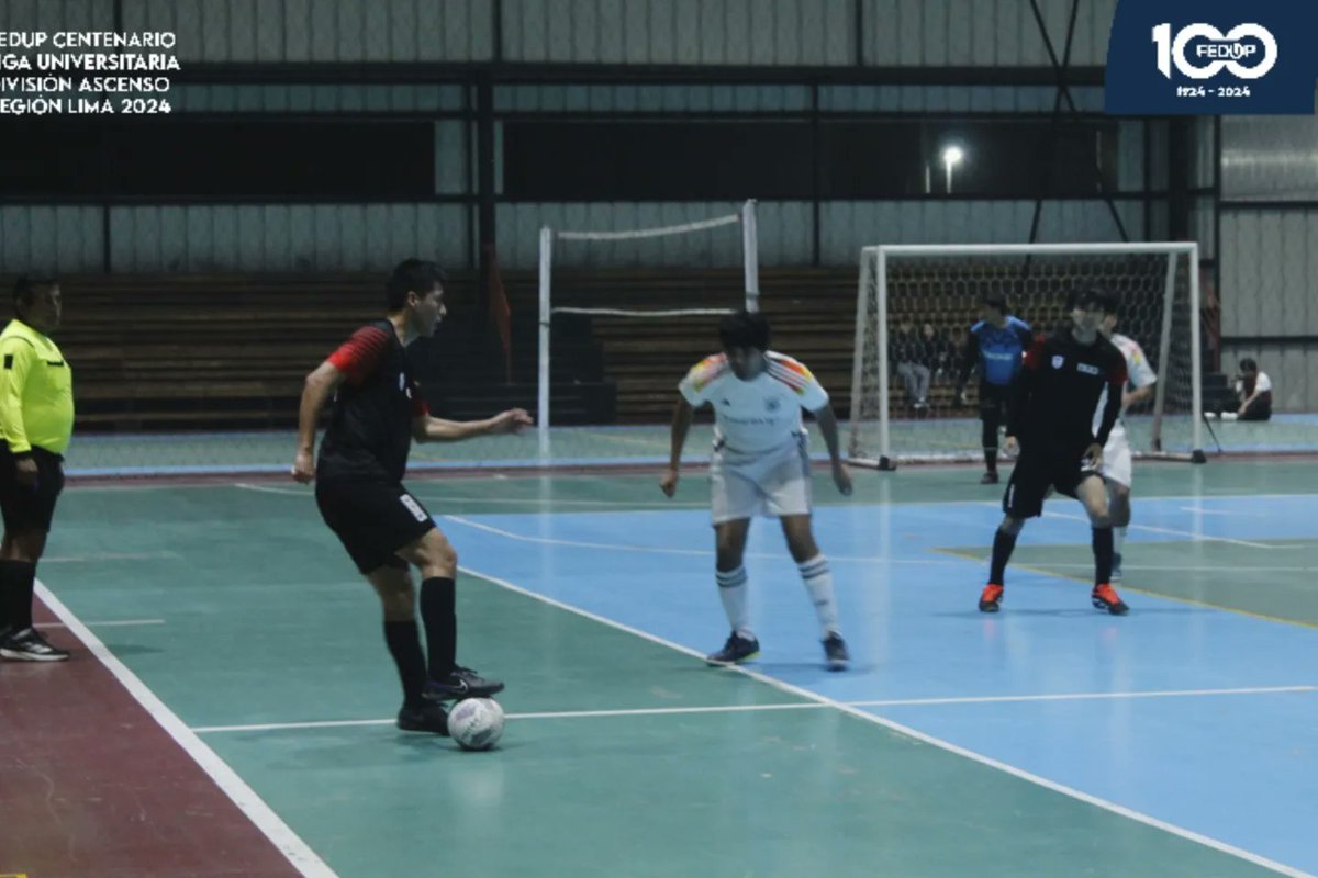 perufedup's tweet photo. ¡UTP SE LLEVÓ EL TRIUNFO! ⚽️🏆
La #UTP venció 3-0 a la #TECSUP en la quinta fecha del FEDUP Centenario Liga Universitaria de Futsal Varones División Ascenso Región Lima 2024.

📸 @joenaldo26

FEDUP, 100 años promoviendo el deporte universitario 💙❤️ https://t.co/n0ouvp88Xn