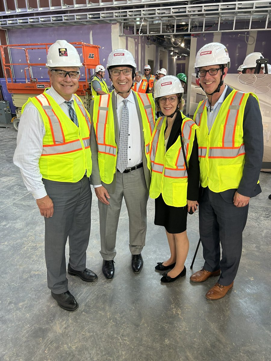 Our new Cancer Center Kearney, serving central and western Nebraska <a href="/NebraskaMed/">Nebraska Medicine</a> !