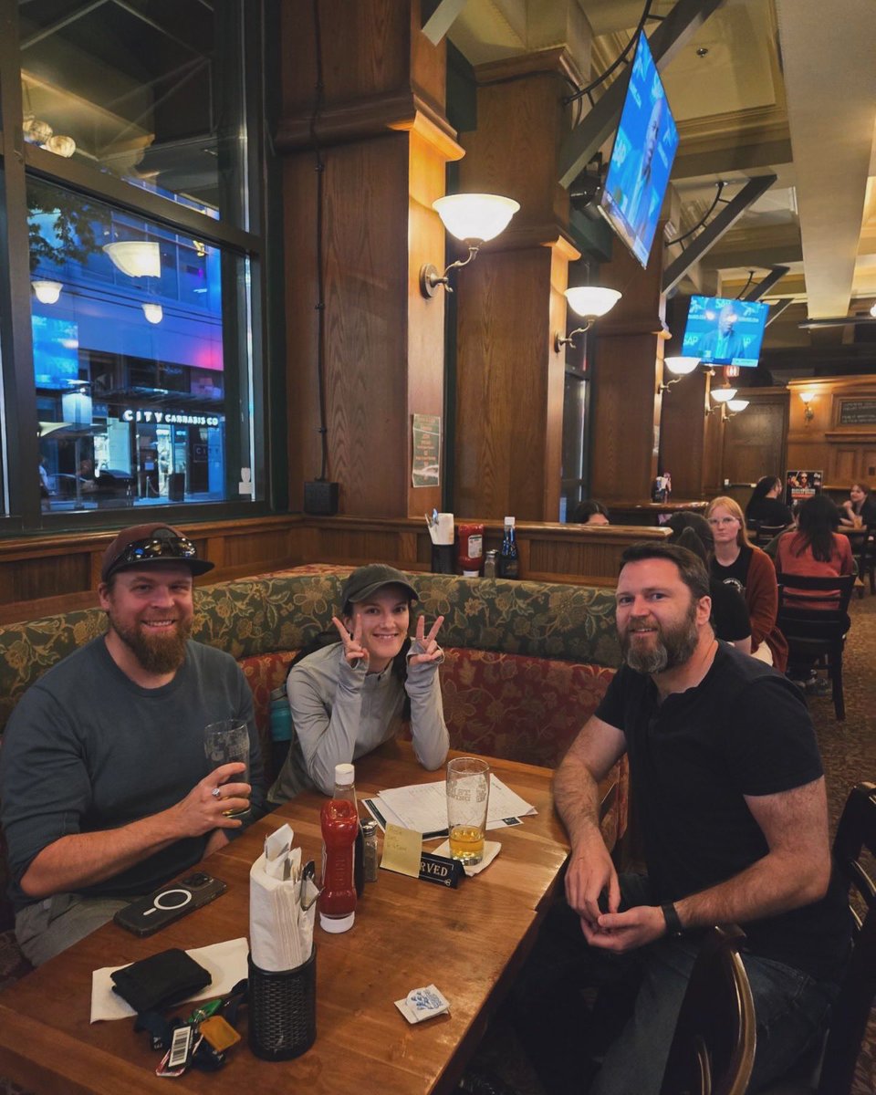 NiceGuysTrivia's tweet image. Let’s Get Fiscal were our winners this Wednesday at The Ox...closely followed by Fact Hunt in 2nd and A Bigger Better Fact Hunt in 3rd. Thanks as always to @mainstreetbeer for our delicious prizes! P.s. brush up on your Canadian trivia for next week!