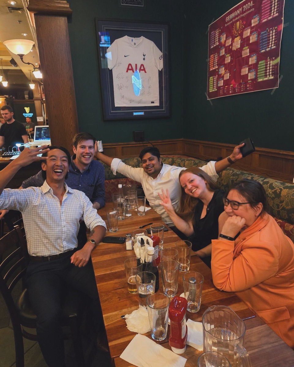 NiceGuysTrivia's tweet image. Let’s Get Fiscal were our winners this Wednesday at The Ox...closely followed by Fact Hunt in 2nd and A Bigger Better Fact Hunt in 3rd. Thanks as always to @mainstreetbeer for our delicious prizes! P.s. brush up on your Canadian trivia for next week!