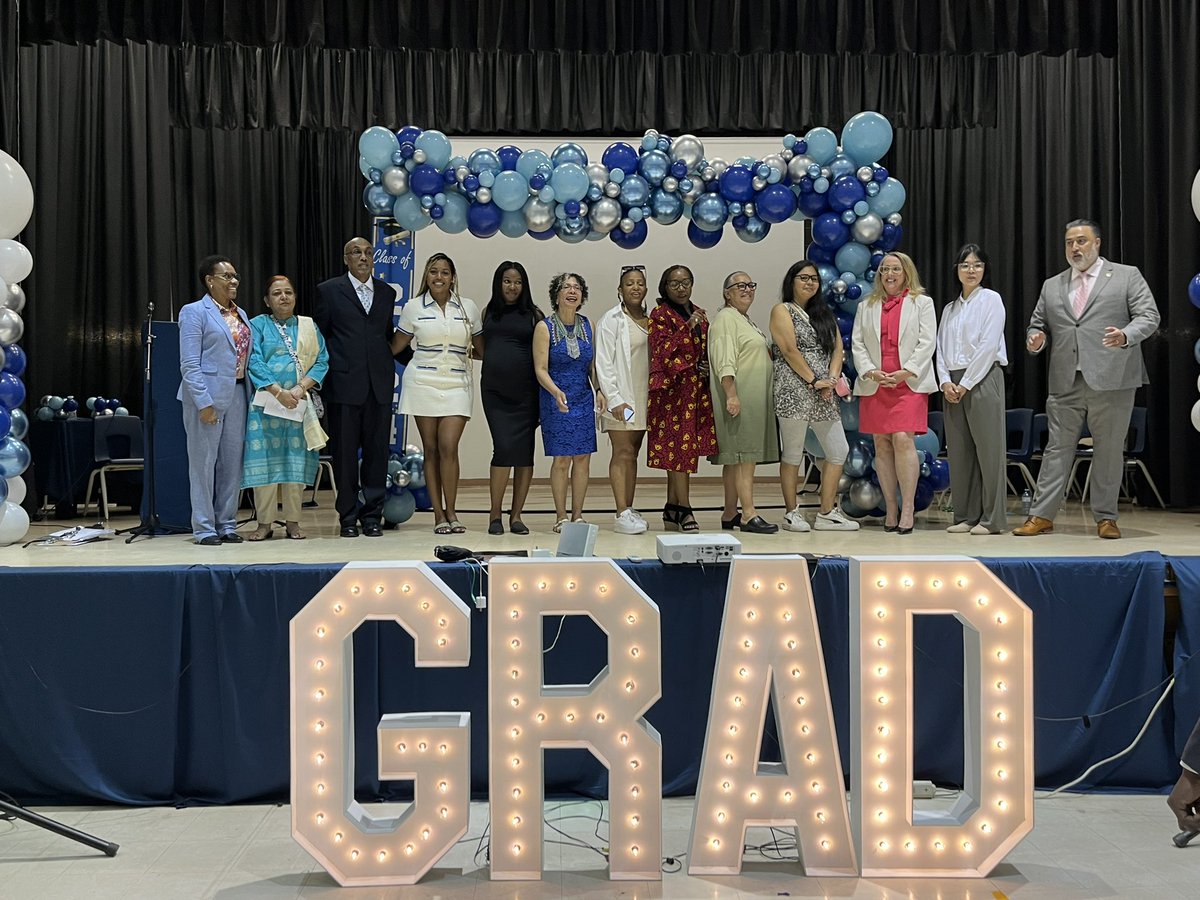 Lord Dufferin PS (@tdsb_lordduf) on Twitter photo Yes! Congratulations to <a href="/tdsb_lordduf/">Lord Dufferin PS</a> class of 2024. You’ve earned your first chapter in your story book of your education journey looking forward to many more chapters <a href="/tdsb/">Toronto District School Board</a> <a href="/UIEC_Tdsb/">UIEC_TDSB</a> <a href="/UofT/">University of Toronto</a> <a href="/rhondamcewen/">Rhonda McEwen</a> <a href="/TanyaSenk/">Tanya Senk</a> <a href="/Jameazuberi/">Jamea Zuberi</a> Yes! Congratulations to <a href="/tdsb_lordduf/">Lord Dufferin PS</a> class of 2024. You’ve earned your first chapter in your story book of your education journey looking forward to many more chapters <a href="/tdsb/">Toronto District School Board</a> <a href="/UIEC_Tdsb/">UIEC_TDSB</a> <a href="/UofT/">University of Toronto</a> <a href="/rhondamcewen/">Rhonda McEwen</a> <a href="/TanyaSenk/">Tanya Senk</a> <a href="/Jameazuberi/">Jamea Zuberi</a>