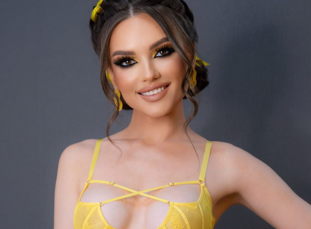 This princess is looking for her prince to save the night, could it be you? 😍 Find out on https://t.co/IDyVzFu014<a href="/tag/iknowmystatus"class="tags"><span>#iknowmystatus</span></a><a href="/tag/testlikeapornstar"class="tags"><span>#testlikeapornstar</span></a>