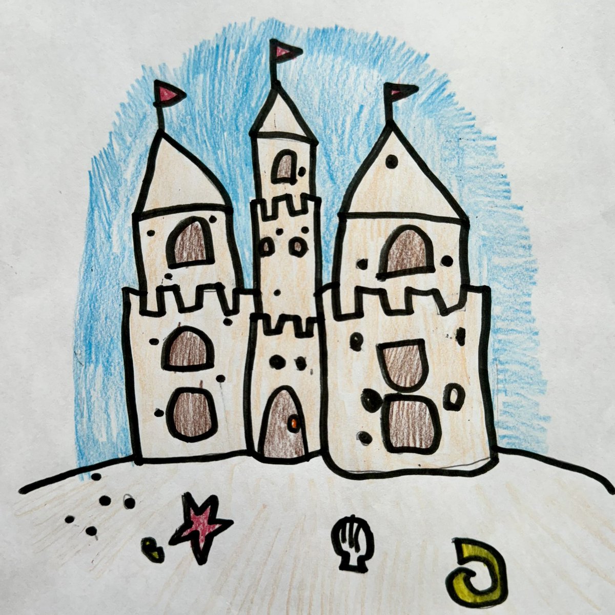 MrsWalkerOCSB's tweet image. Welcome summer! ☀️🌊 @StAnneOCSB 

#goodbyespring #hellosummer #summer2024 #beach #sandcastle