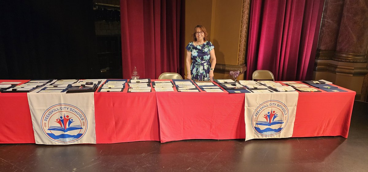 So proud of our <a href="/PeekskillCSD/">Peekskill Schools</a> scholars for their numerous awards, including full ride scholarships to many Institutions of higher education, including Harvard and Columbia Universities.  Special thanks  to Mrs. Gordineer and staff for all that you do.   #mauriciosmoments
