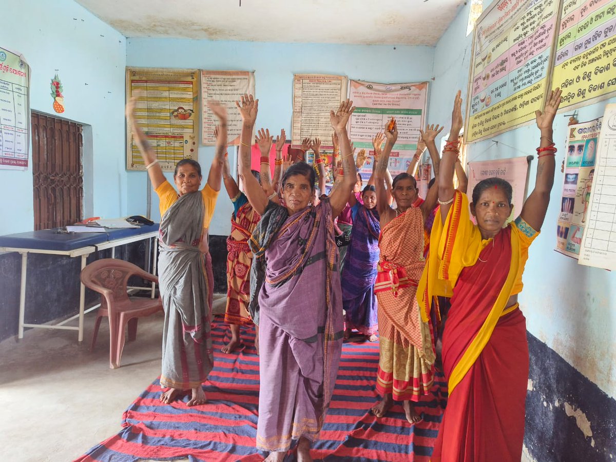 CDMPHO_DHH_NPD's tweet photo. International Day of Yoga has been observed and organised Yoga camp at different Health Facilities of Nuapada dist. https://t.co/vOnCnt93GD