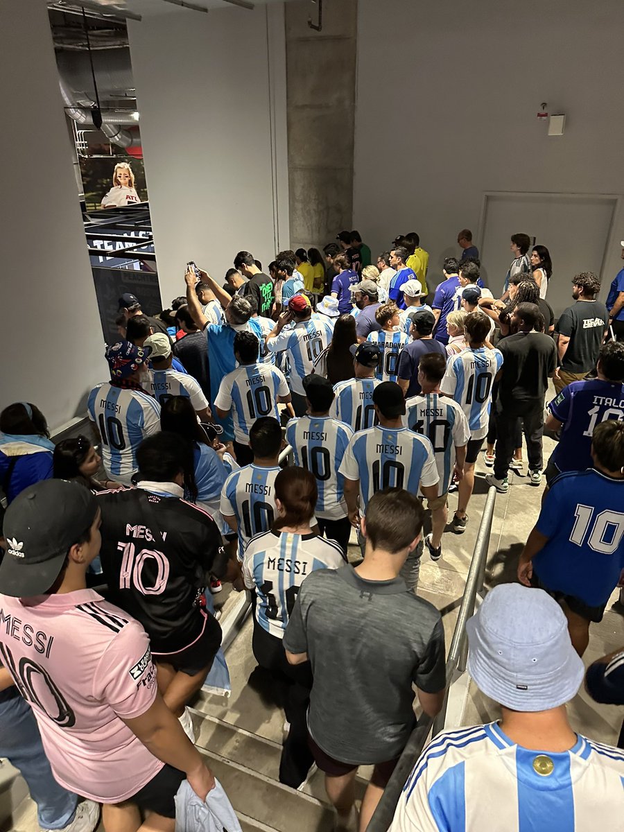Out Of Context Football (@nocontextfooty) on Twitter photo 
