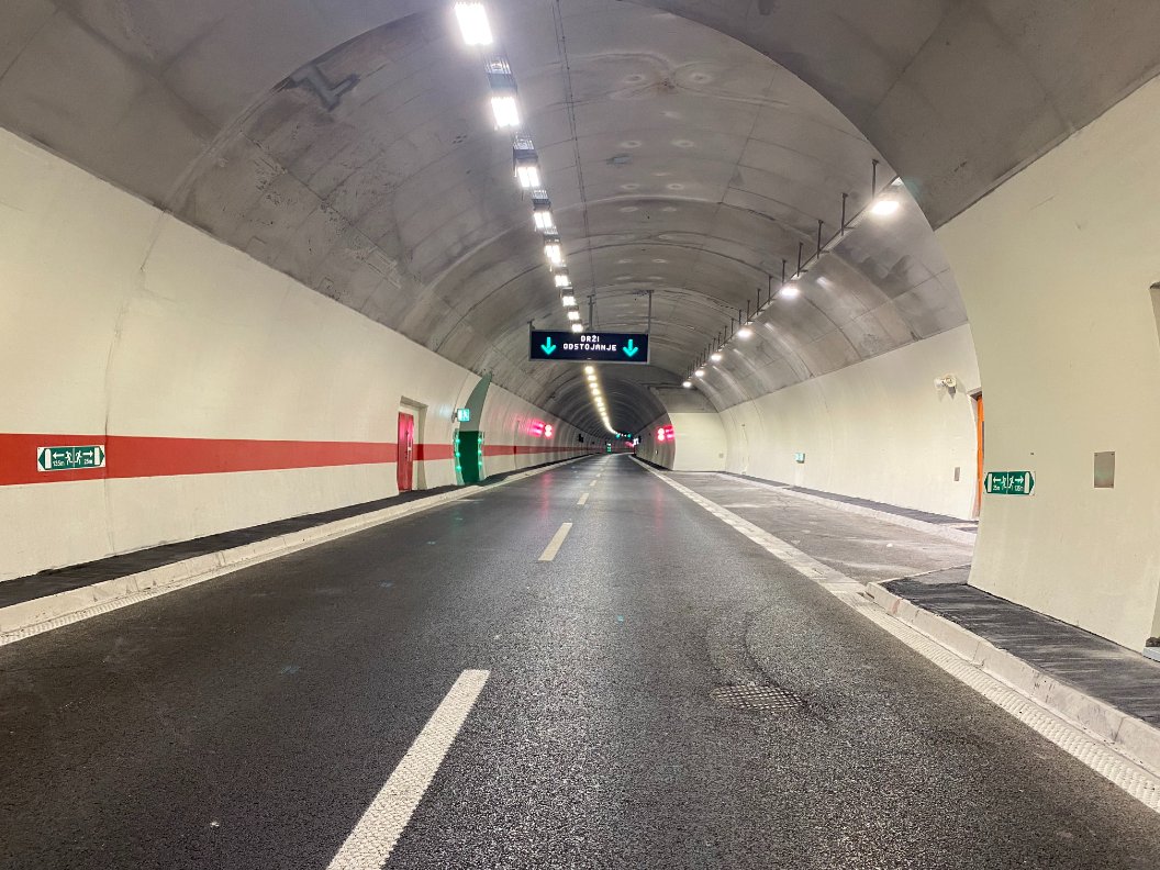 SansiLED's tweet image. Sansi lighting is making Montenegro North-South Expressway a better drive.  #ledlighting #leddisplayscreen #smarlighting #leddisplay #ledmanufacturer #ledlightingsolutions #ledstreetlight #led #smartcity #smartcitysolutions #lightingsolutions
#subway #citylights #highwaylighting