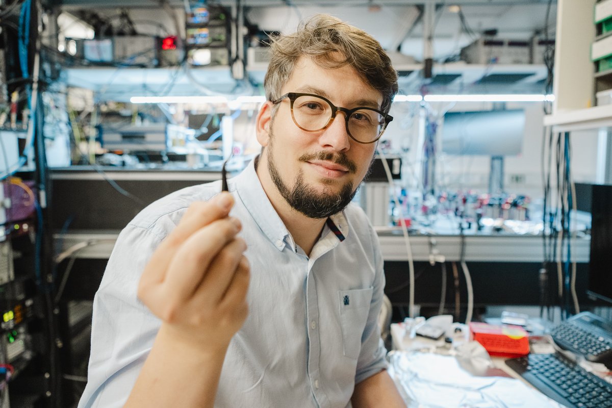 Uroš Delić was awarded one of the prestigious START prizes, the highest 🇦🇹award for  young scientists👏
He will carry out his project on interacting #quantum systems, endowed with around 1.2 mill €, as a junior group leader at <a href="/iqoqi/">IQOQI Innsbruck</a> Innsbruck. <a href="/oeaw/">Austrian Academy of Sciences</a> <a href="/FWF_at/">FWF</a>