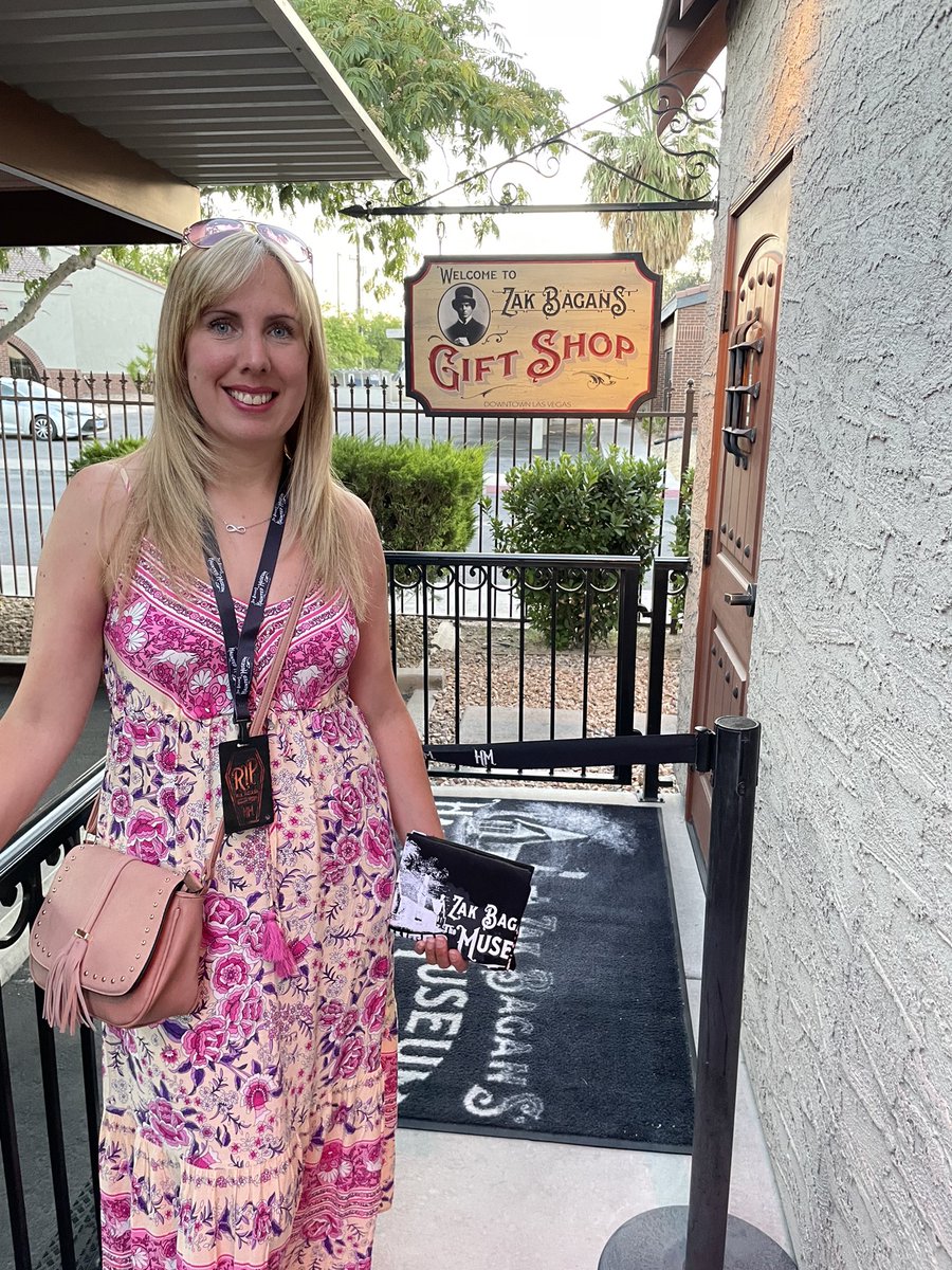 Sooo, look where we ended up again… <a href="/Zak_Bagans/">Zak Bagans 🧛🏻‍♂️</a> <a href="/hauntedmuseum/">Zak Bagans' The Haunted Museum</a> 👻 Who knows when we’ll be back so thought we would do another day time tour! Always something new to see. We enjoyed speaking to Dean &amp; tour guide Erinn was great. Sad to be leaving Vegas tomorrow 😭
#HauntedMuseum