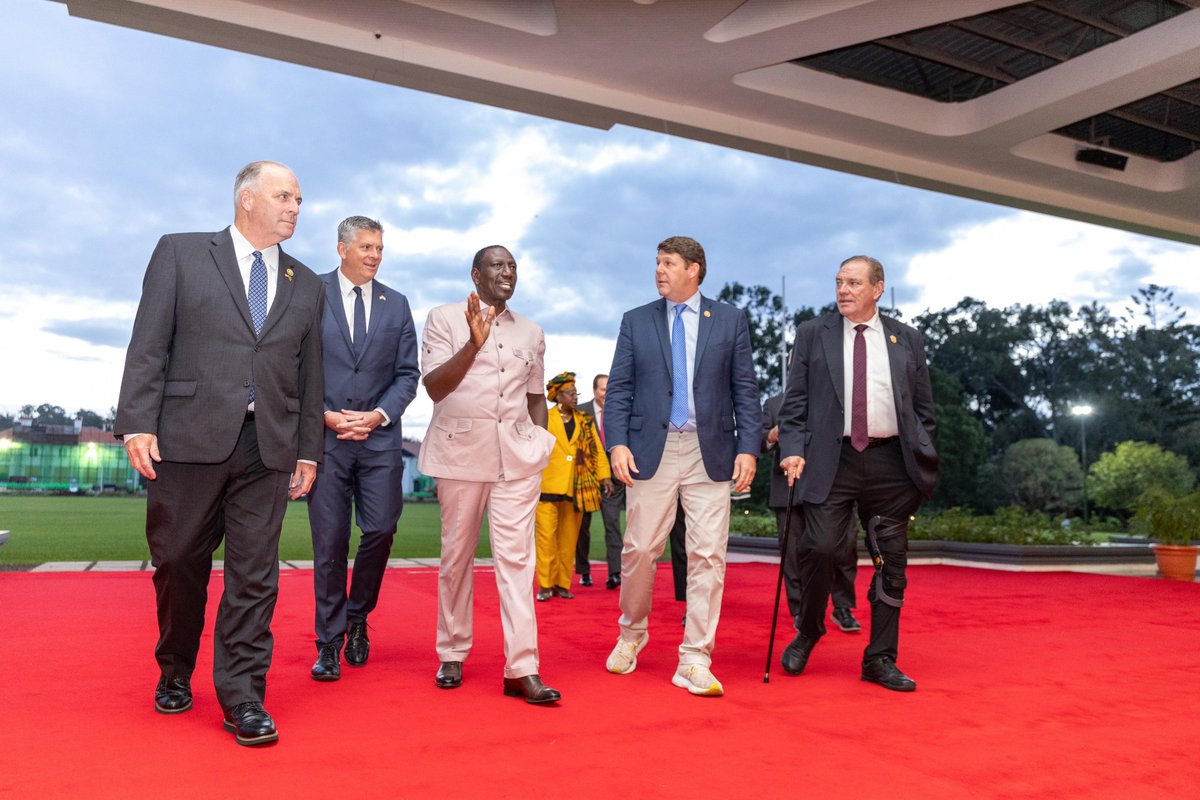 WilliamsRuto's tweet photo. Africa is seeking increased trade and market access to the United States. The African Growth Opportunity Act (AGOA), which was introduced 25 years ago and is set to expire next February, has provided a huge market for African finished products.

Kenya has therefore been urging the US Congress to extend AGOA because it is mutually beneficial to our two countries. 

Kenya and the US are negotiating a Strategic Trade and Investment Partnership, which will take the relationship between the two countries to the next level.

Met a team of US Congress members visiting Kenya, led by Congressman Vern Buchanan at State House Nairobi.