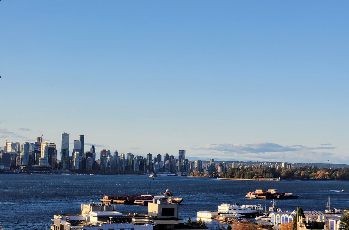 GOOD NIGHT WORLD 🌎 
Vacncover, B.C. Canada.
The city seen from
North Vancouver.
Just a beautiful  day.