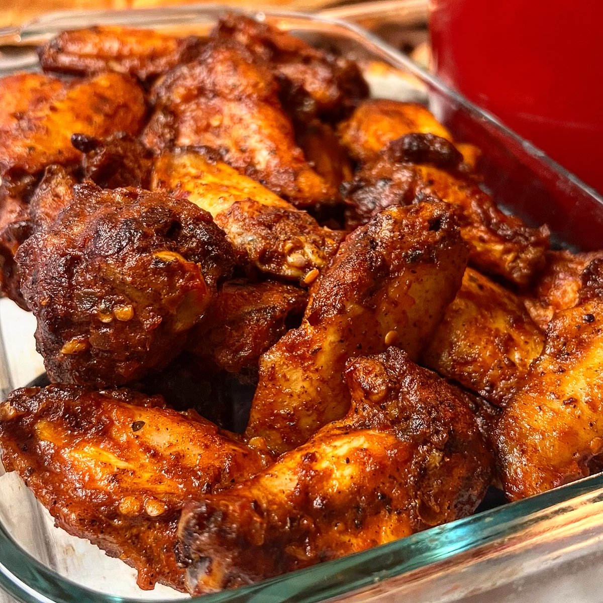 diertheone's tweet photo. Pizza and wings tonight! https://t.co/22aPYyadwK